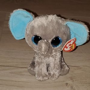 Peanut TY BEANIE BOO